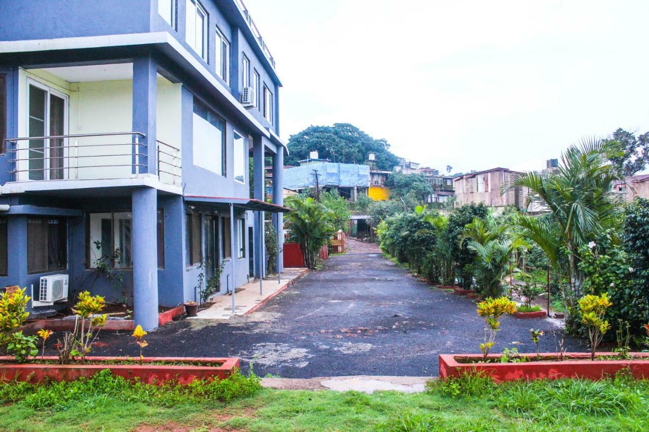 Golden Valley Resort มหาบาเลชวาร์ ภายนอก รูปภาพ
