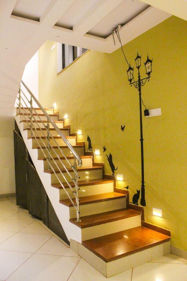 Golden Valley Resort มหาบาเลชวาร์ ภายนอก รูปภาพ